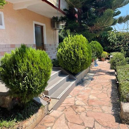 Elias Guest House Sarande Exterior photo
