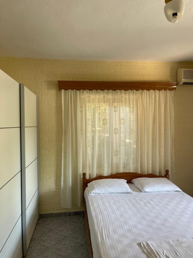 Elias Guest House Sarande Exterior photo